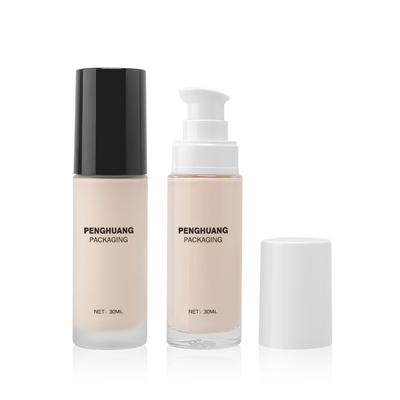 La base liquide vide en verre d'ODM 30ml met en bouteille avec la crème hydratante de soin de visage de pompe