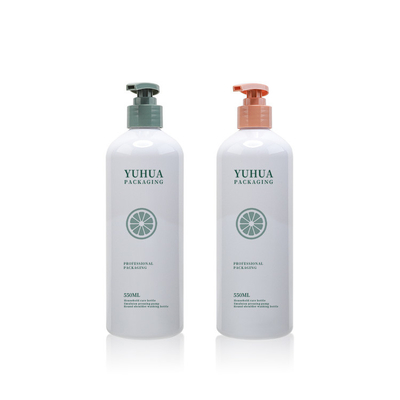 Emballage de bouteille de shampooing de lotion de crème givré par cylindre avec la pompe 550ml