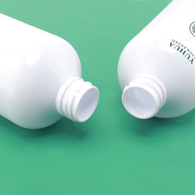 Emballage de bouteille de shampooing de lotion de crème givré par cylindre avec la pompe 550ml
