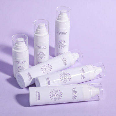 Bouteille de pulvérisation PET personnalisée de 130 ml, conçue avec des caractéristiques conviviales améliorant la facilité et l'efficacité de fonctionnement