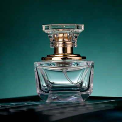 Flacon de sérum huile OEM accepté avec compte-gouttes en bambou, emballage personnalisable or et argent pour huile essentielle et soins cosmétiques