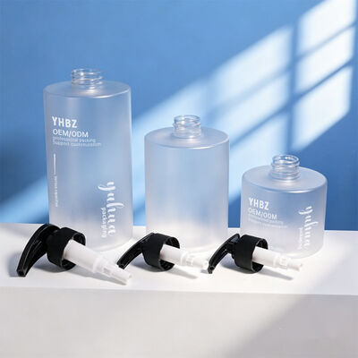 High durability Plastic Packaging Bottles for cosmetic toner lotion serum packaging customizable with logos and various sizes