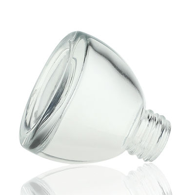 Le petit compte-gouttes en verre ovale clair blanc met 20ml en bouteille pour le sérum de soins de la peau