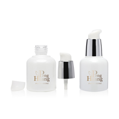 Bouteille en verre d'huile essentielle de sérum cosmétique 30 ml compte-gouttes en bambou vide