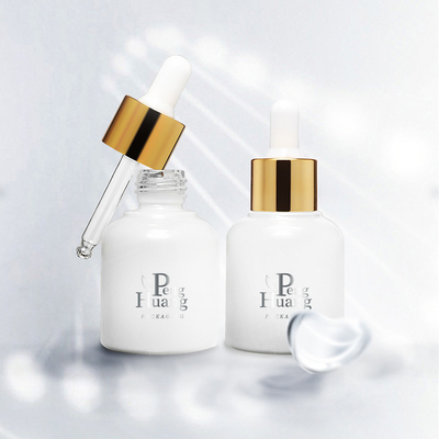 Bouteille en verre d'huile essentielle de sérum cosmétique 30 ml compte-gouttes en bambou vide