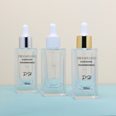 Le compte-gouttes de sérum de soins de la peau de MSDS met la bouteille en bouteille en verre de la place 50ml
