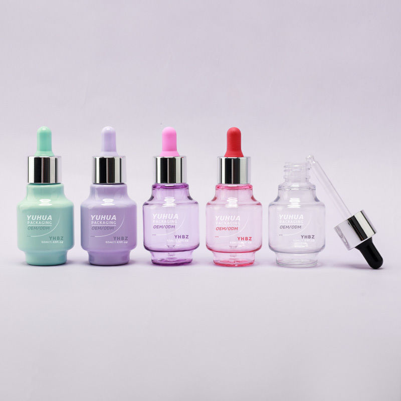 Bouteilles gouttelettes de sérum de 50 ml de capacité avec écran de soie personnalisé / estampage à chaud / étiquetage Temps d'impression 15-20 jours