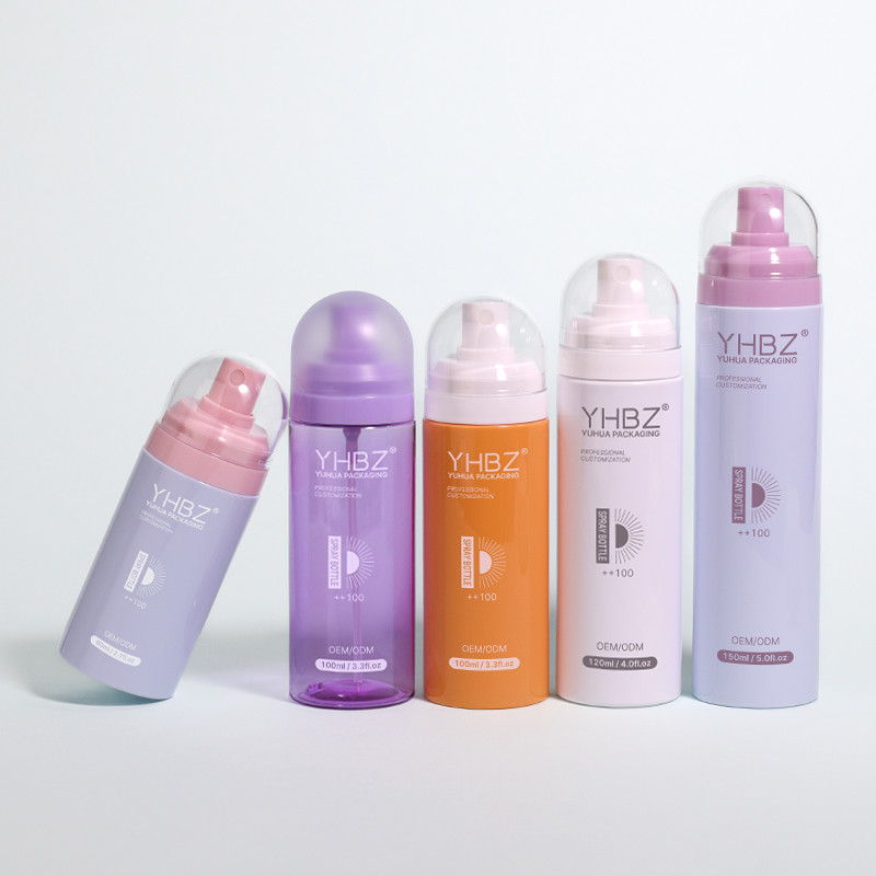 Logo personnalisé Bouteilles de pulvérisation en plastique transparent 80ml 100ml 120ml Bouteille de pulvérisation de brume fine cosmétique