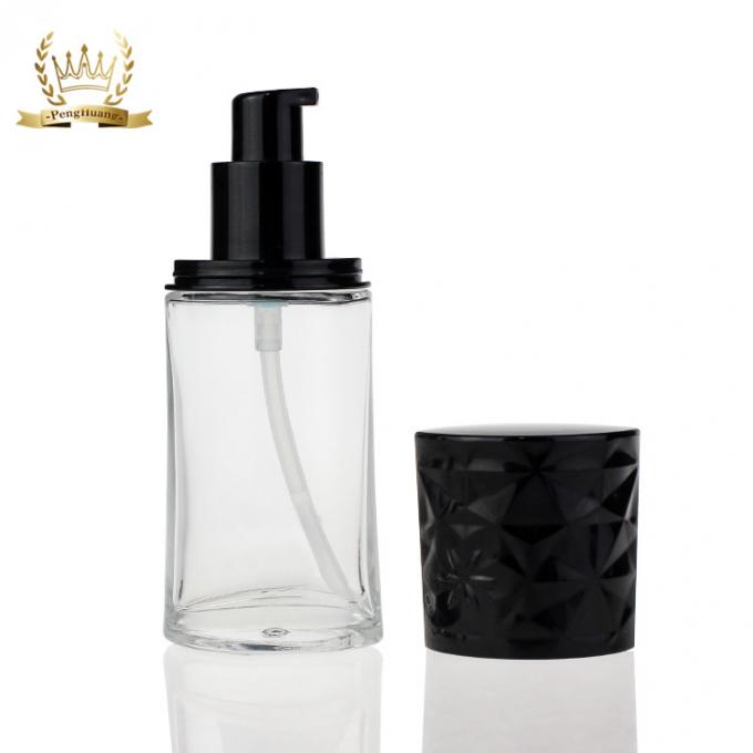 Bouteille liquide vide 30ml de base de nouveau maquillage cosmétique de conception avec la pompe